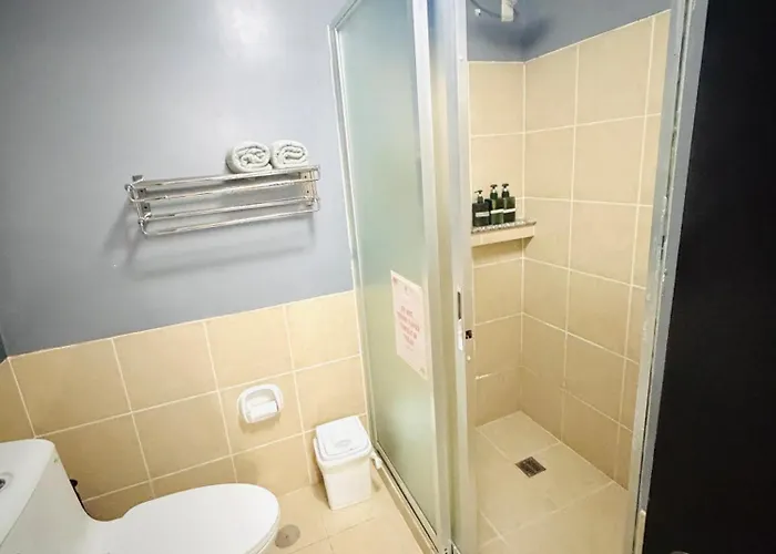 2 Bedroom Near Naia Sm Bf Pool Balcony 6 Guest Apartment