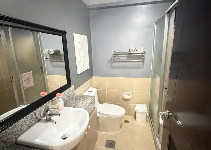 2 Bedroom Near Naia Sm Bf Pool Balcony 6 Guest 아파트 마닐라