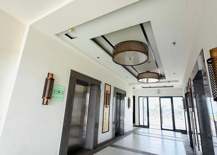2 Bedroom Near Naia Sm Bf Pool Balcony 6 Guest Apartment Manila